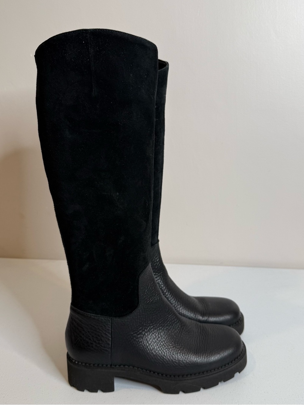 Vionic Fallbrook Water-Resistant Boot - Picture 5 of 11